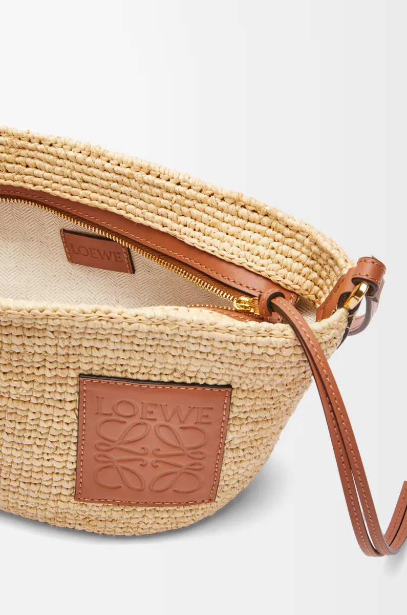 拉菲草和牛皮革 Slit Pochette 手袋