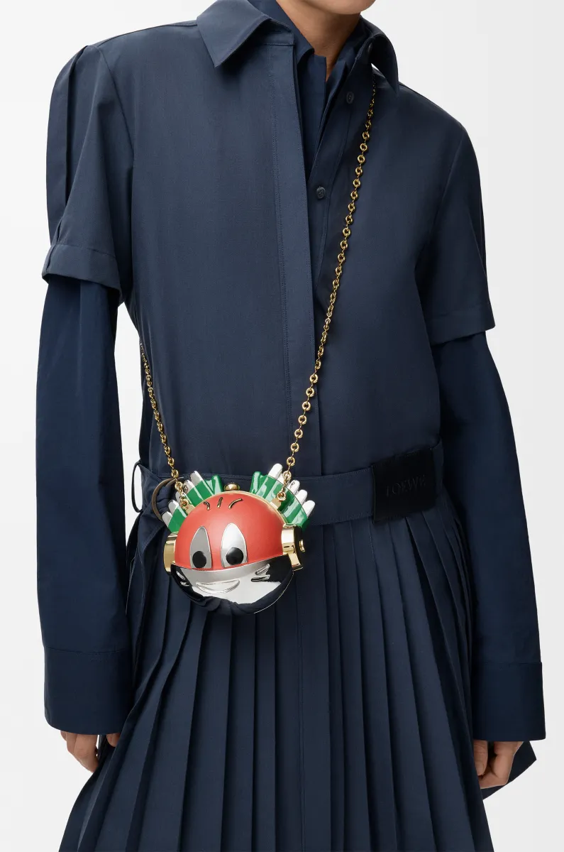 金属和纳帕羊皮革 Knight Cat 手拿包