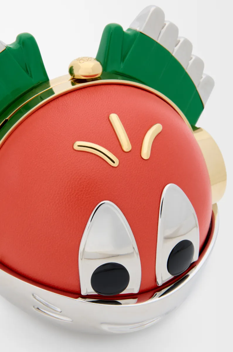 金属和纳帕羊皮革 Knight Cat 手拿包