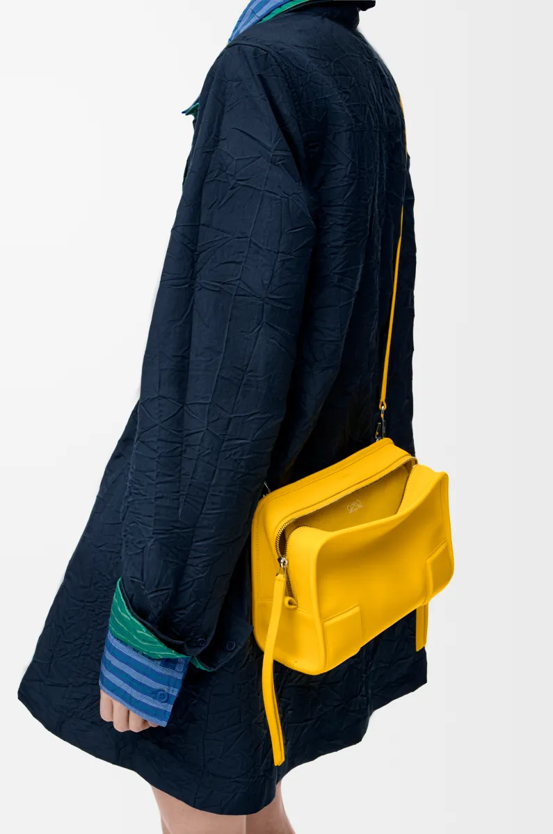 小号柔软牛皮革 Amazona 180 手袋