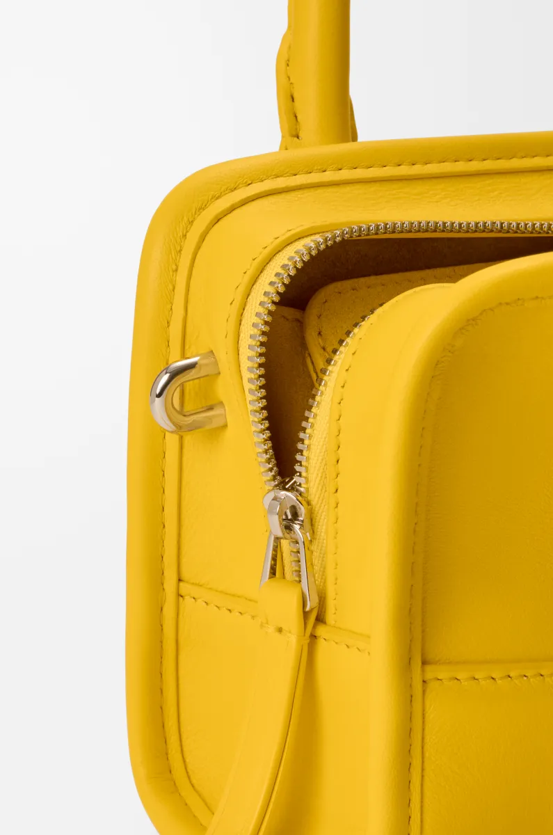 迷你柔软牛皮革 Amazona 180 手袋