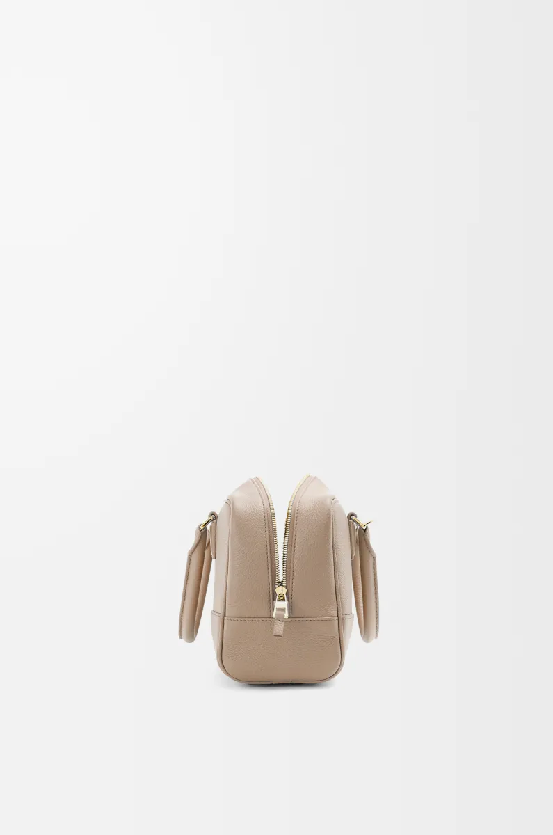 柔软粒面牛皮革 Amazona 23 手袋