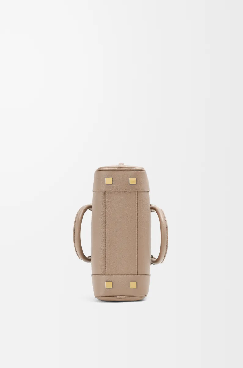 柔软粒面牛皮革 Amazona 23 手袋