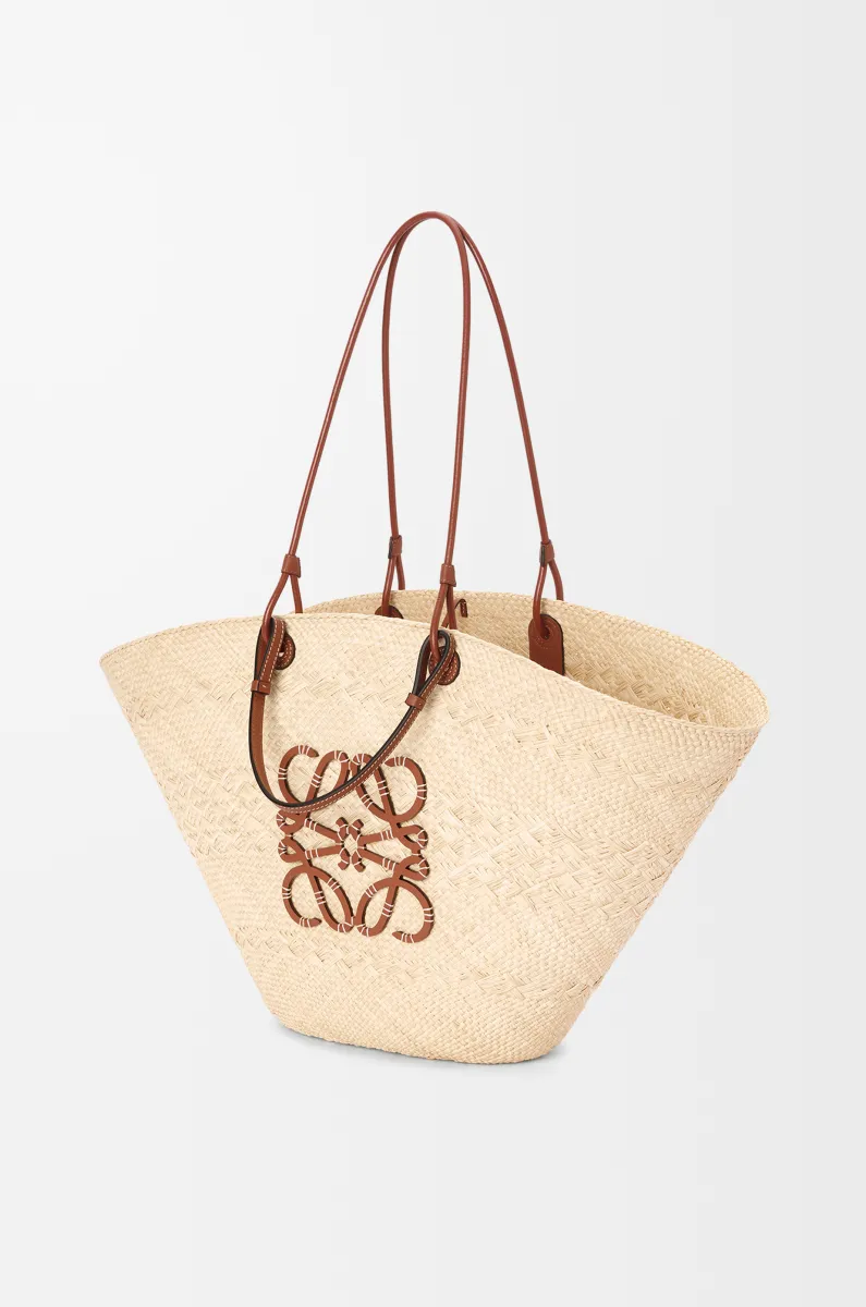 大号伊拉卡棕榈纤维和牛皮革 Anagram Basket 手袋