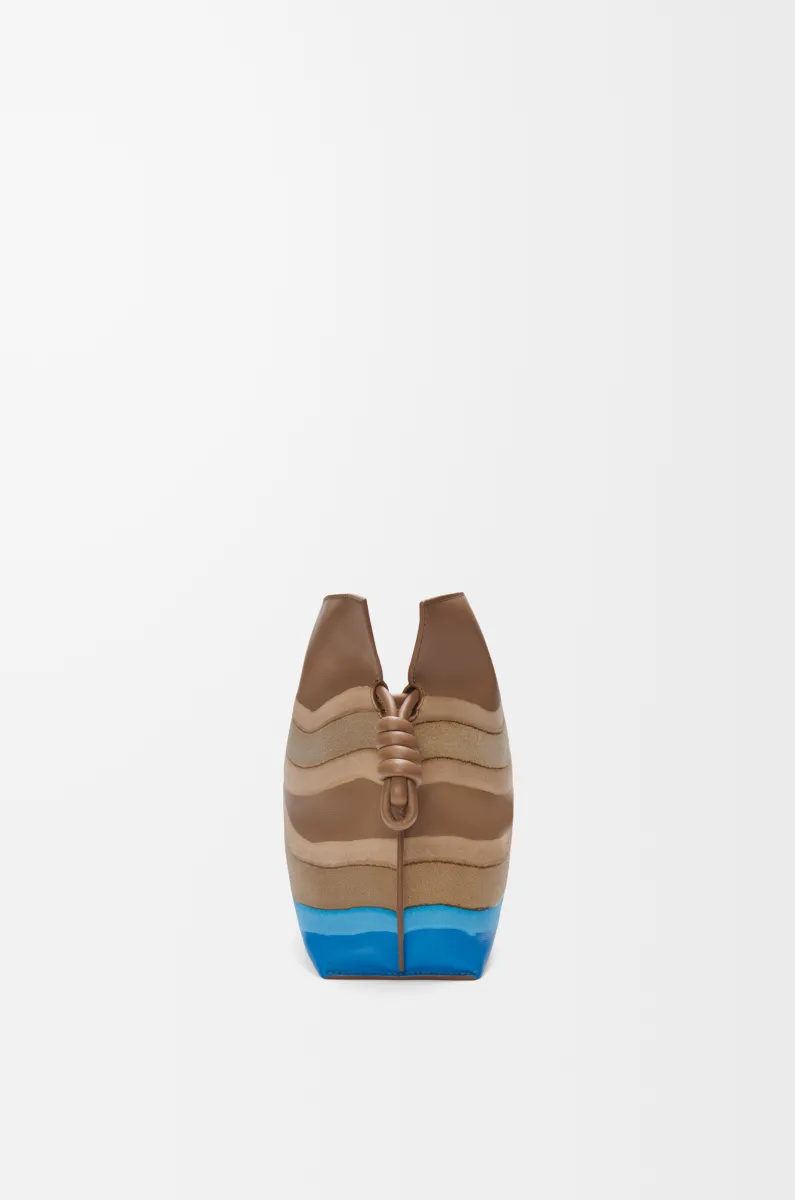 中号纳帕牛皮革 Flamenco 手拿包