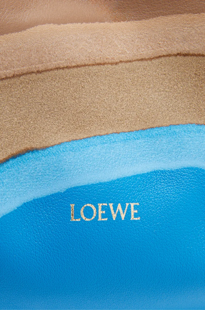 中号纳帕牛皮革 Flamenco 手拿包