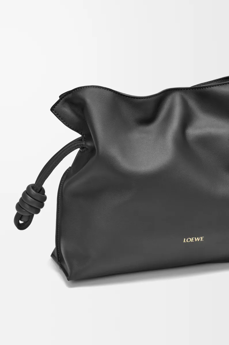 中号纳帕牛皮革 Flamenco 手拿包