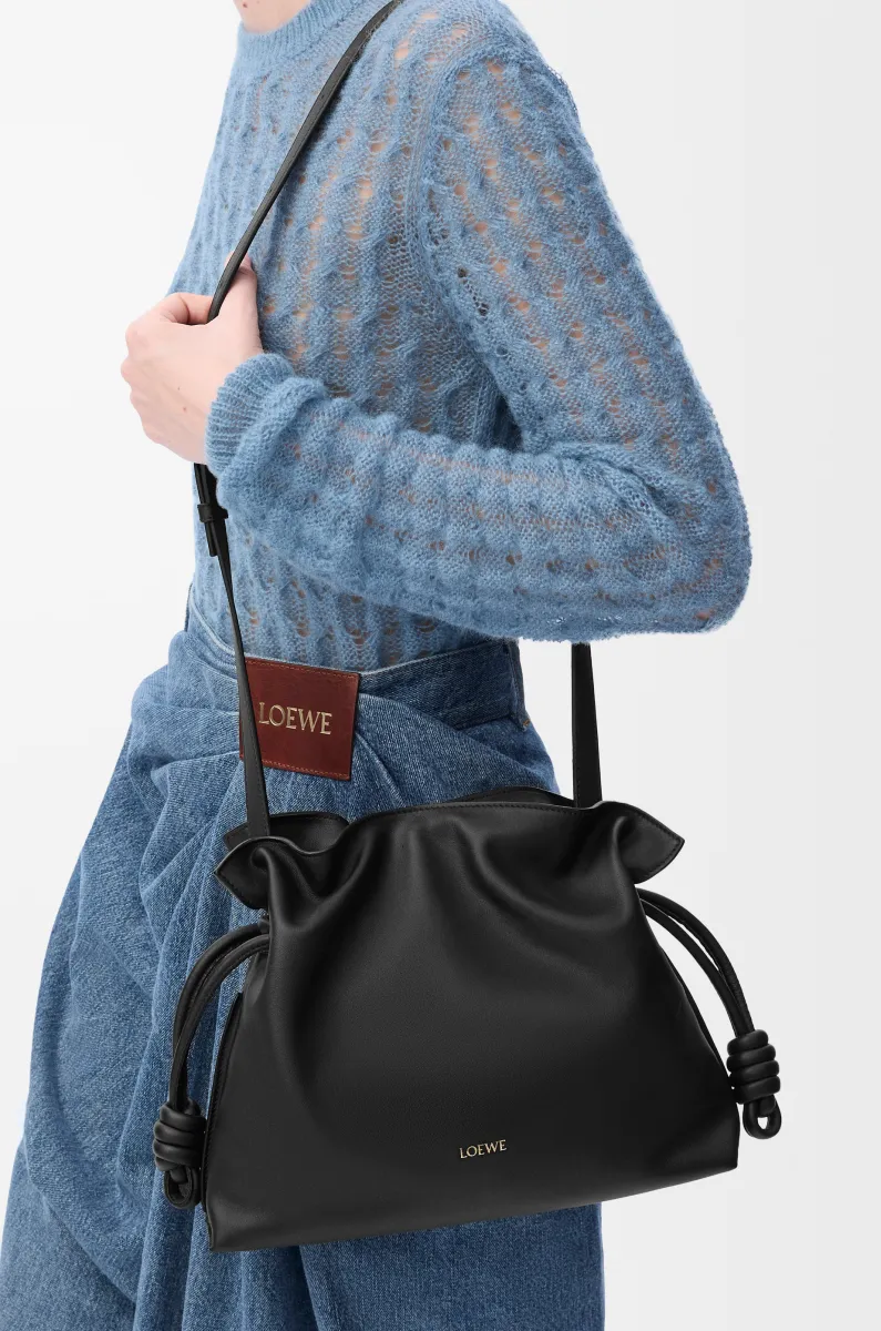 中号纳帕牛皮革 Flamenco 手拿包