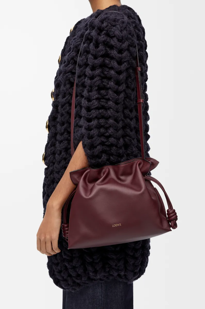 中号纳帕牛皮革 Flamenco 手拿包