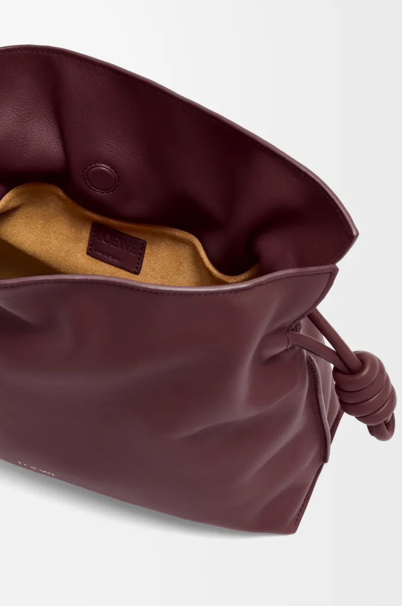 中号纳帕牛皮革 Flamenco 手拿包