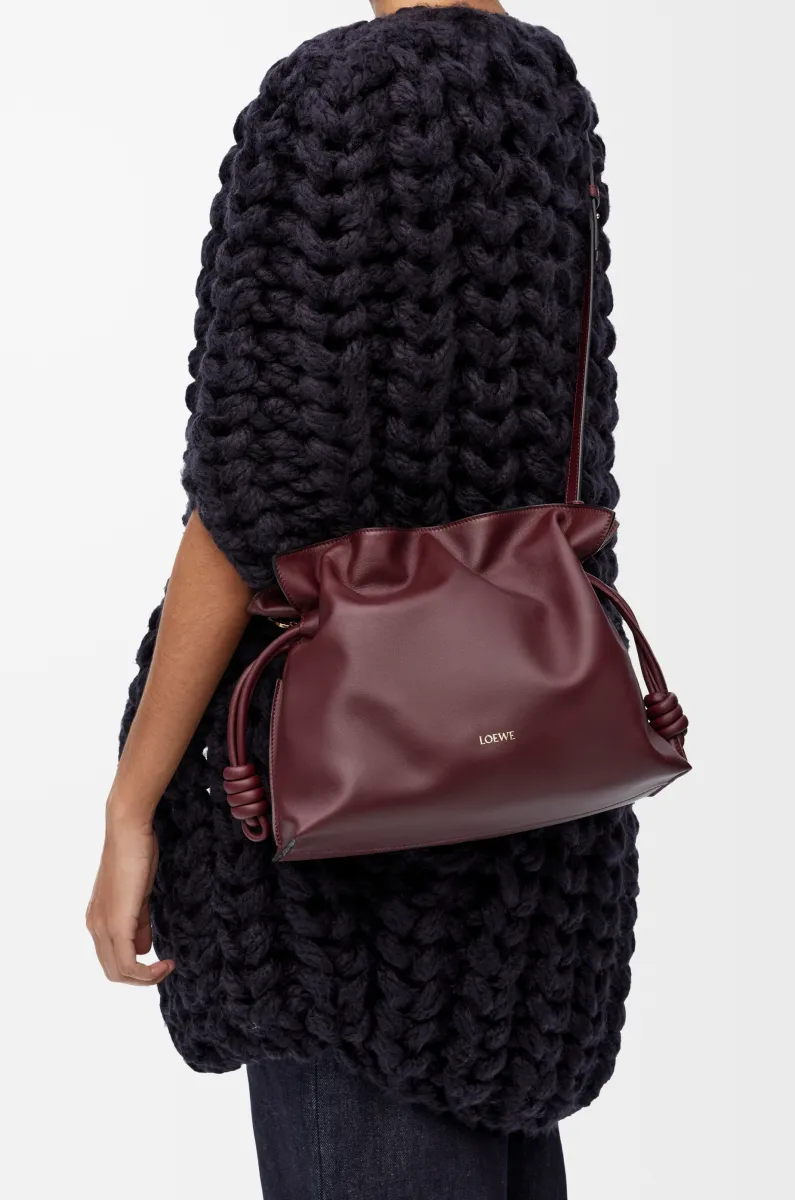 中号纳帕牛皮革 Flamenco 手拿包