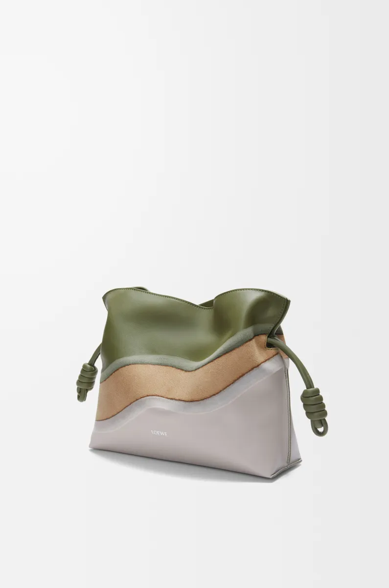 中号纳帕牛皮革 Flamenco 手拿包