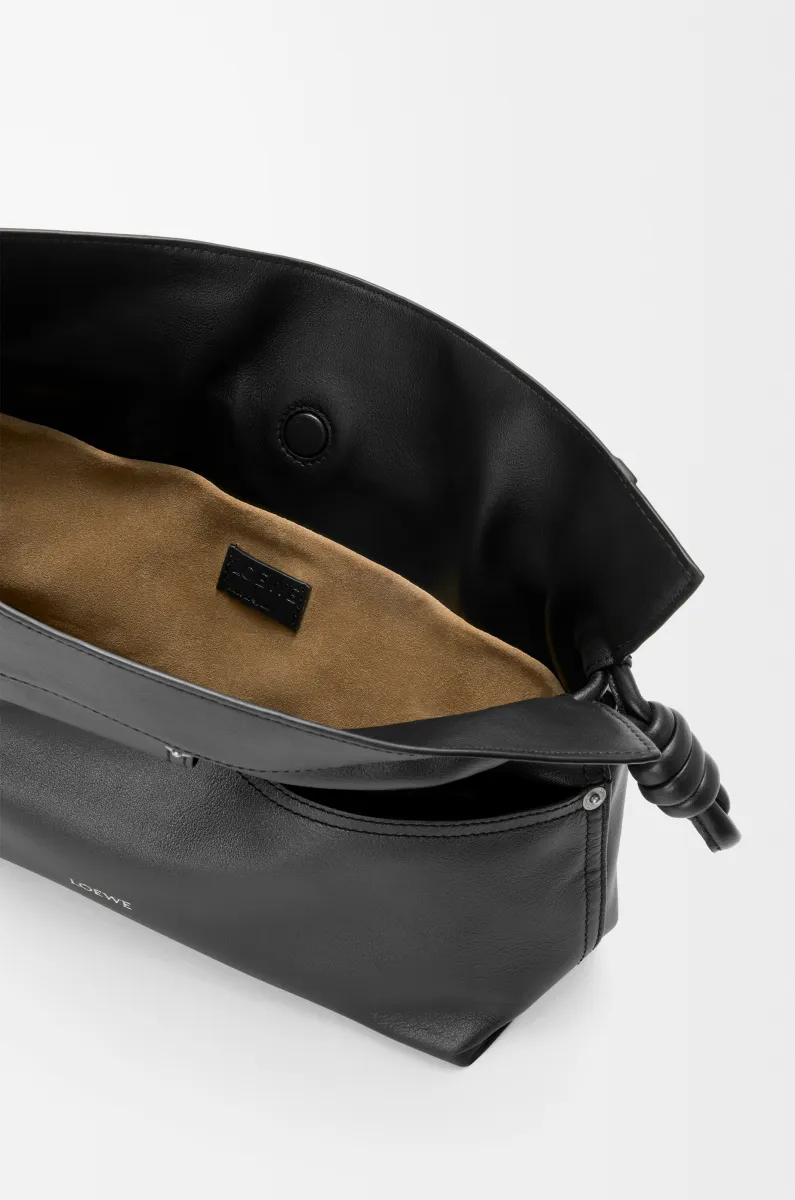 中号亮面牛皮革 Panta Flamenco 手拿包