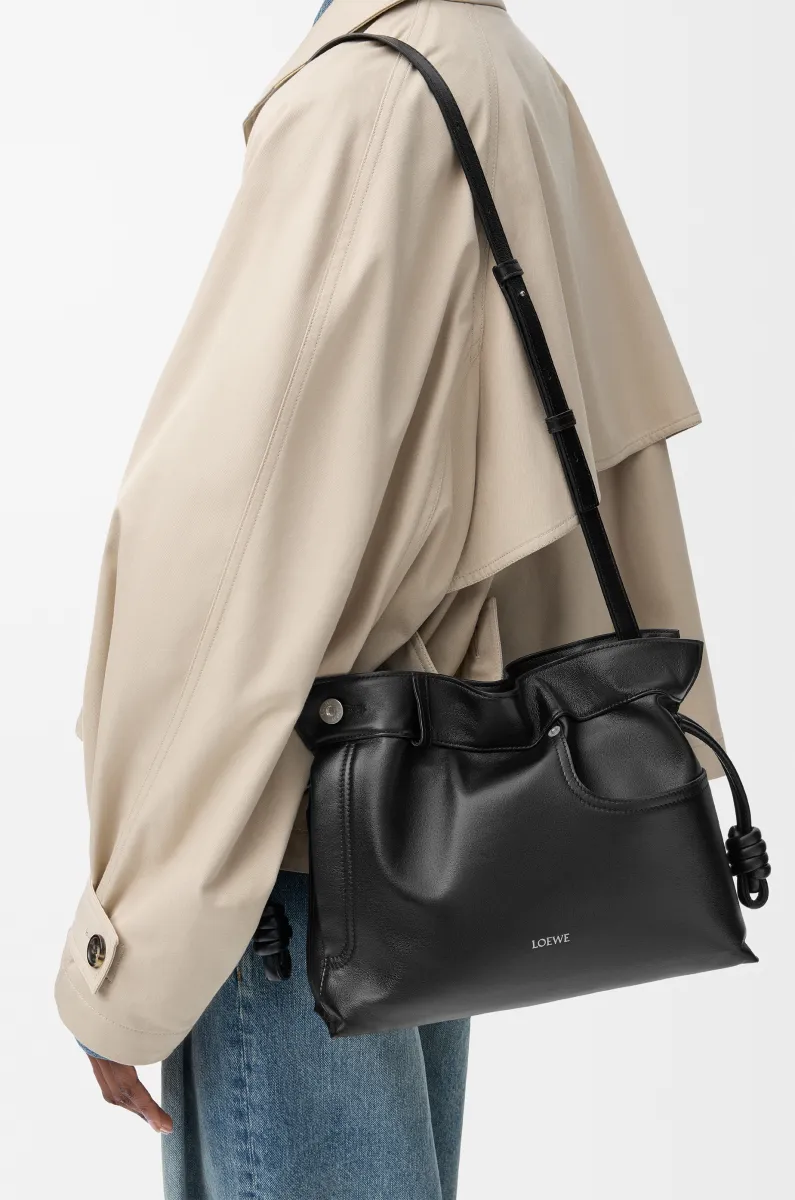 中号亮面牛皮革 Panta Flamenco 手拿包