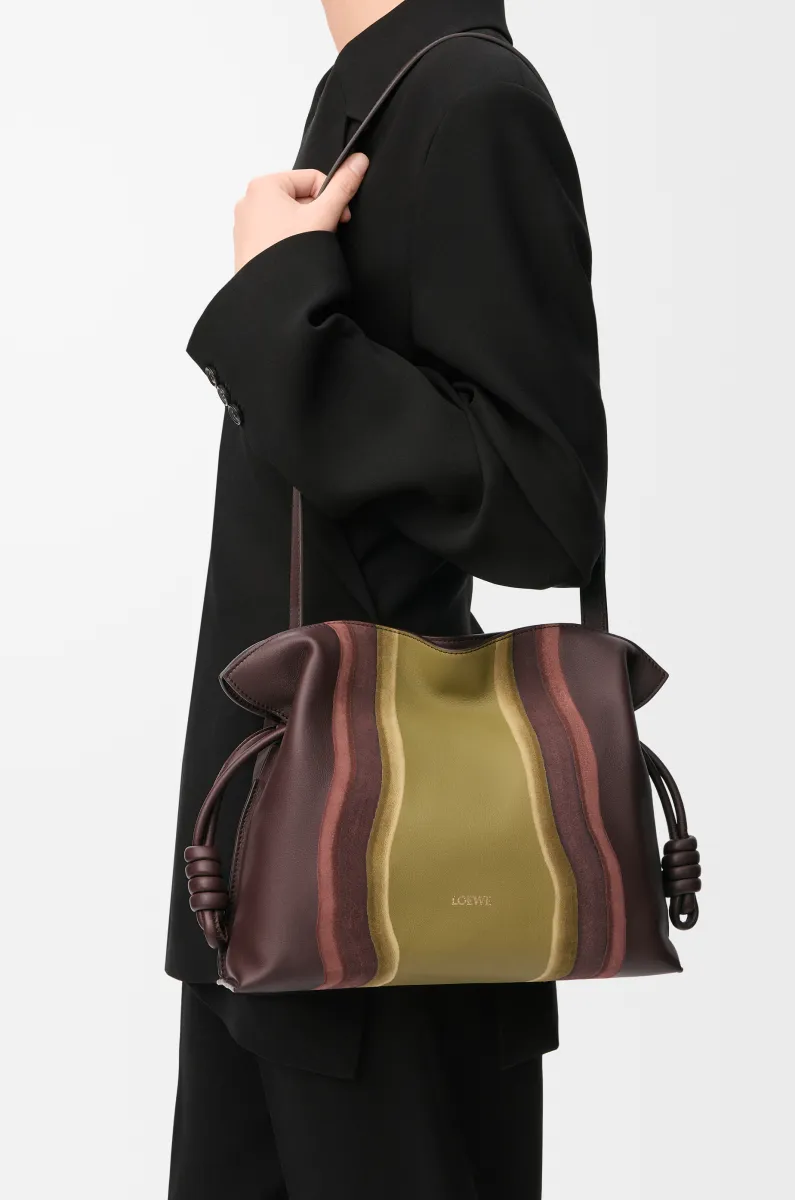 中号纳帕牛皮革 Flamenco Landscape 手拿包