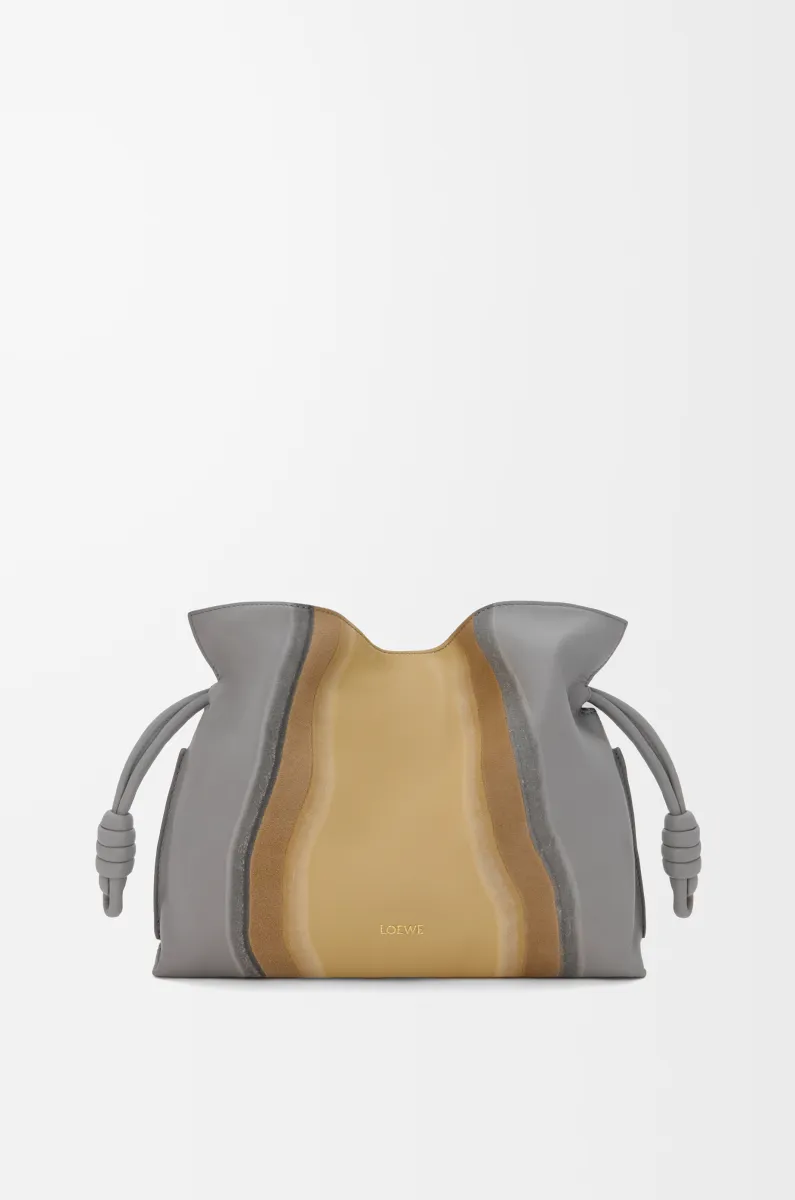 中号纳帕牛皮革 Flamenco Landscape 手拿包