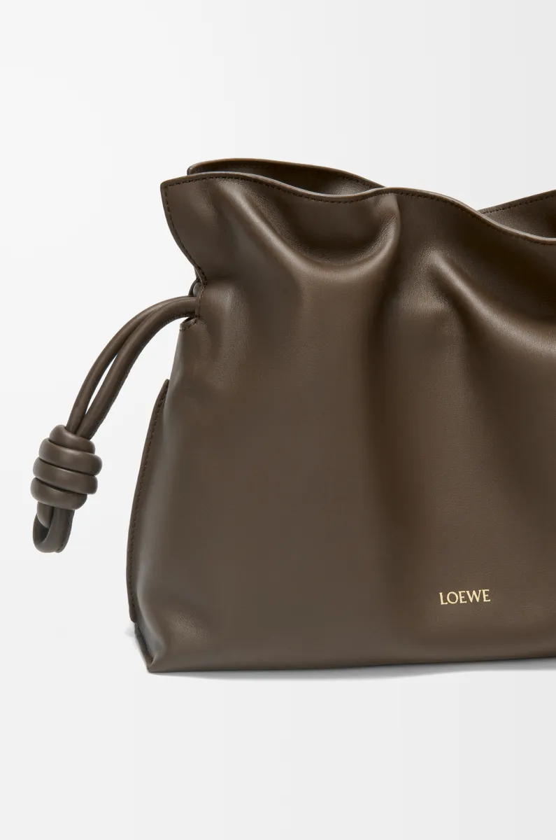 中号纳帕牛皮革 Flamenco 手拿包