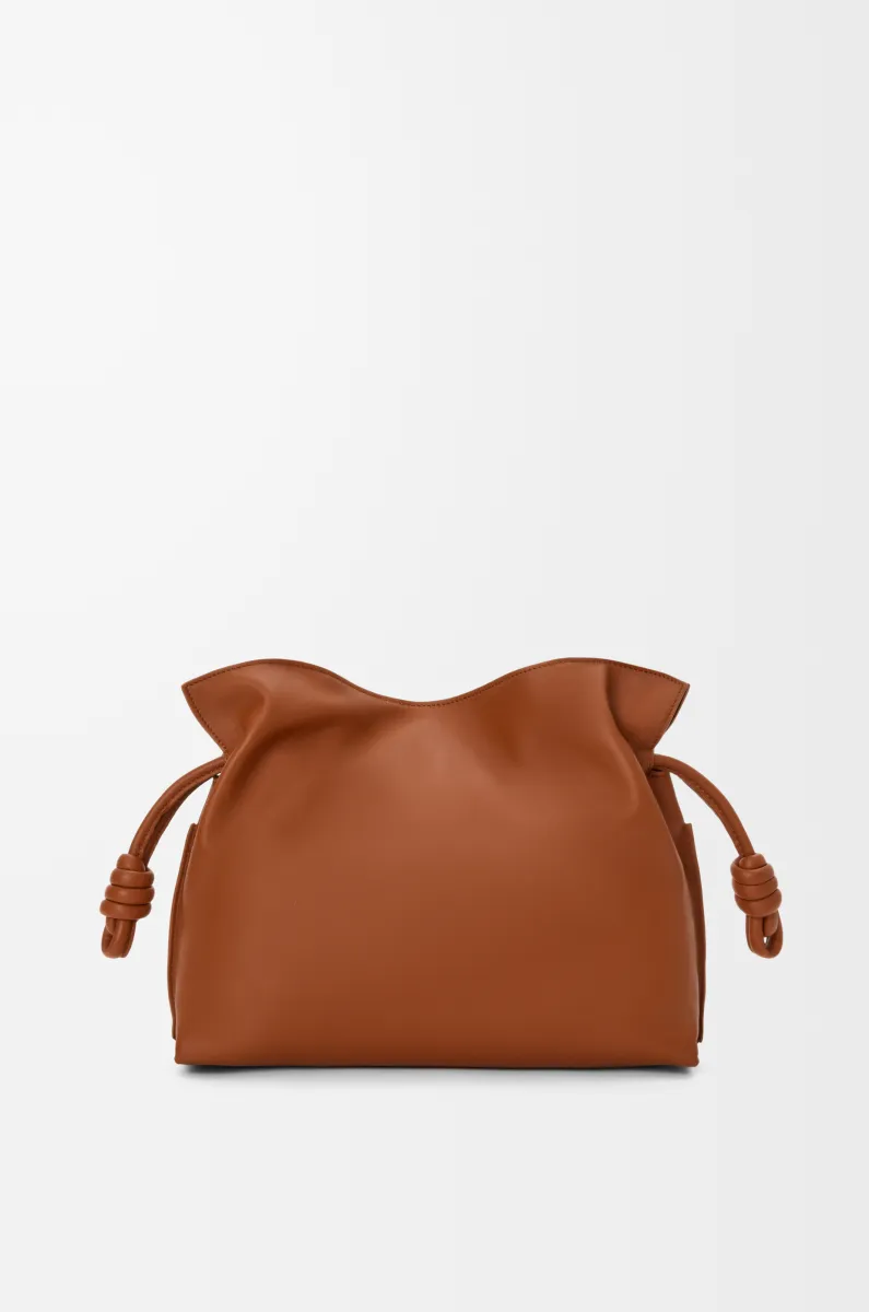 中号纳帕牛皮革 Flamenco 手拿包