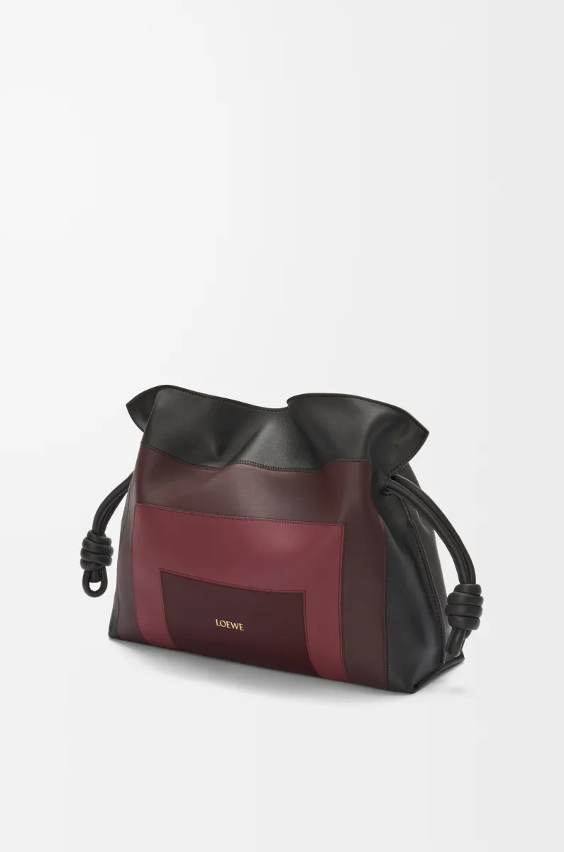 中号纳帕牛皮革 Flamenco 手拿包