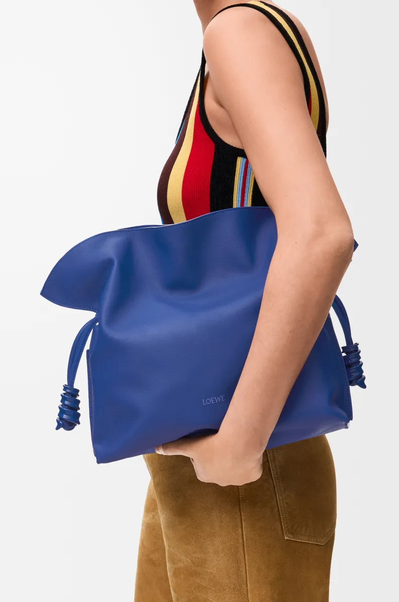 中号纳帕牛皮革 Coil Flamenco 手拿包