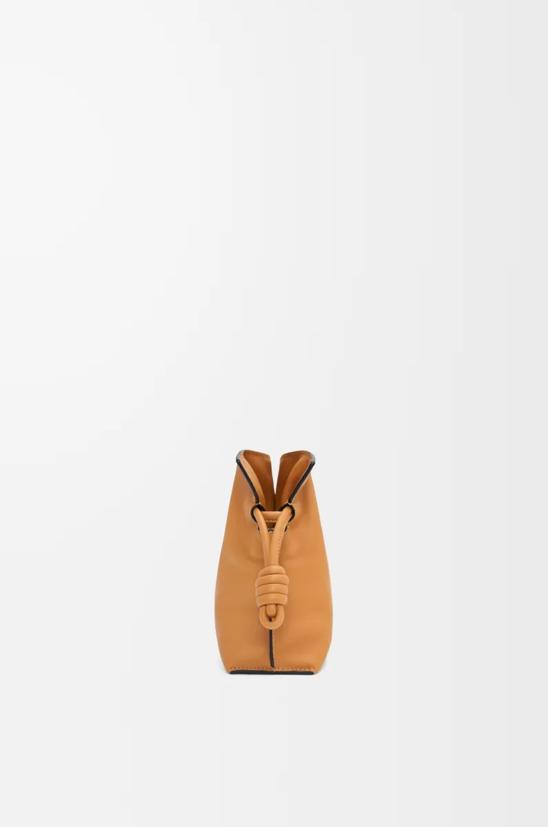 迷你纳帕牛皮革 Flamenco 手拿包