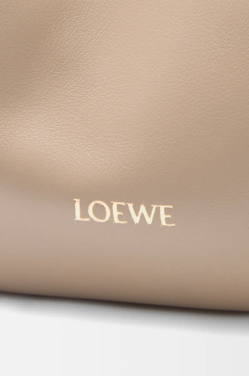 迷你纳帕牛皮革 Flamenco 手拿包