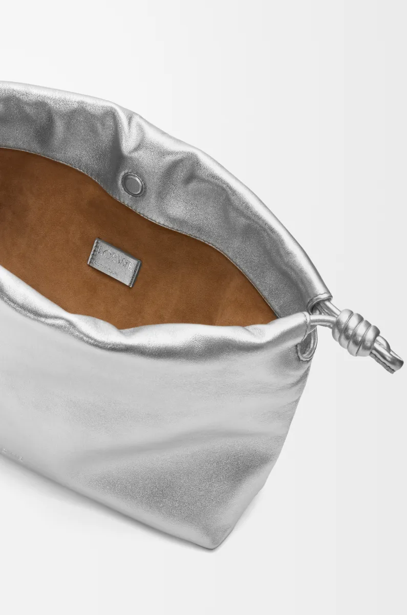 中号层压羊皮革 Flamenco Purse 手拿包