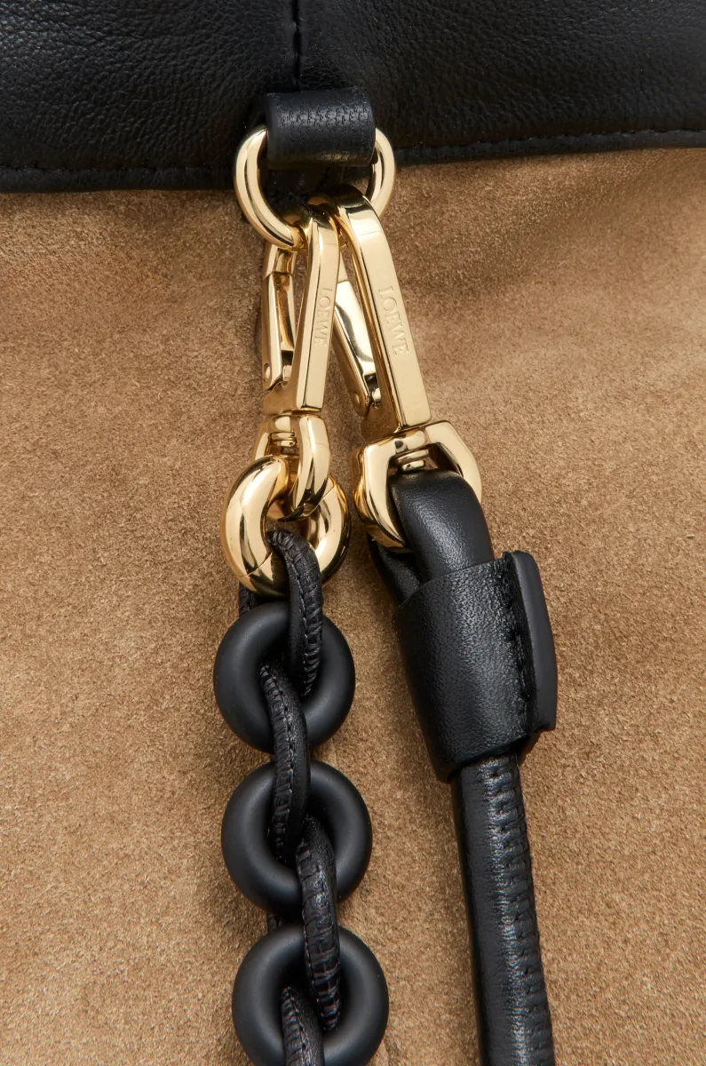 中号柔软纳帕羊皮革 Flamenco Purse 手拿包