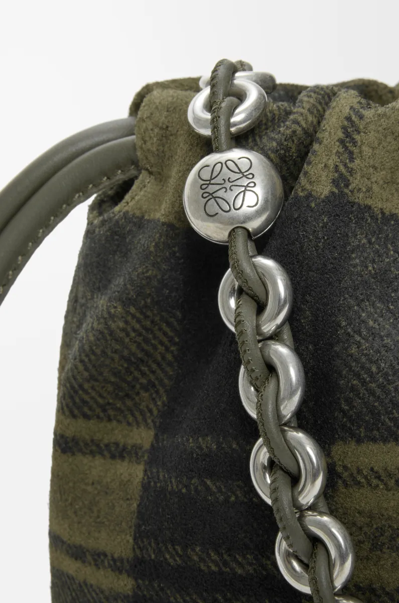 中号格纹绒面革 Flamenco Purse 手拿包