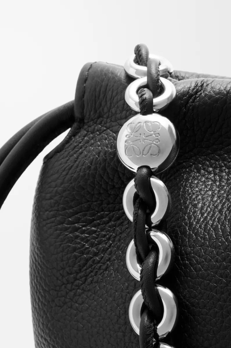 中号粒面牛皮革 Flamenco Purse 手拿包