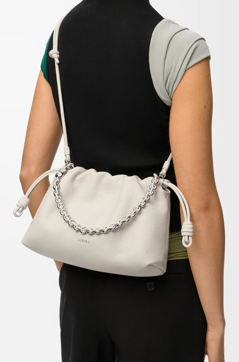 中号粒面牛皮革 Flamenco Purse 手拿包
