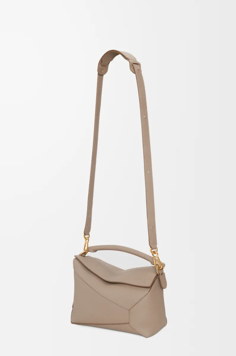 中号柔软粒面牛皮革 Puzzle 手袋