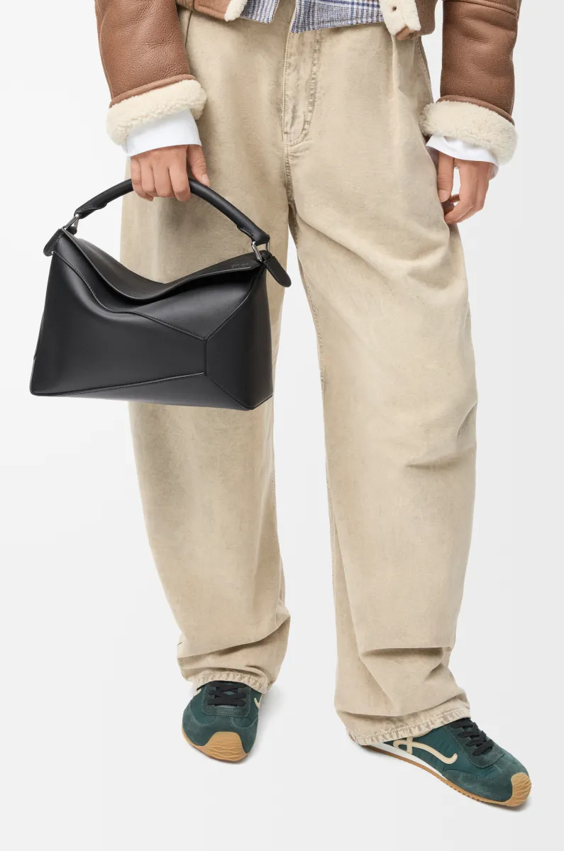 中号经典牛皮革 Puzzle 手袋