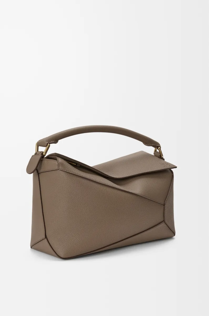 中号柔软粒面牛皮革 Puzzle 手袋