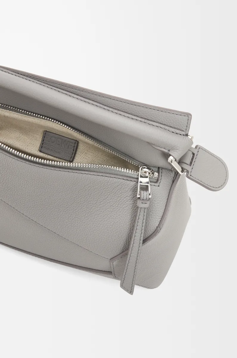 小号柔软粒面牛皮革 Puzzle 手袋