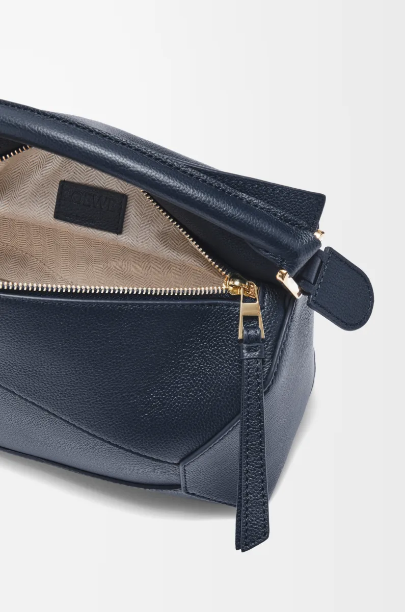 小号柔软粒面牛皮革 Puzzle 手袋