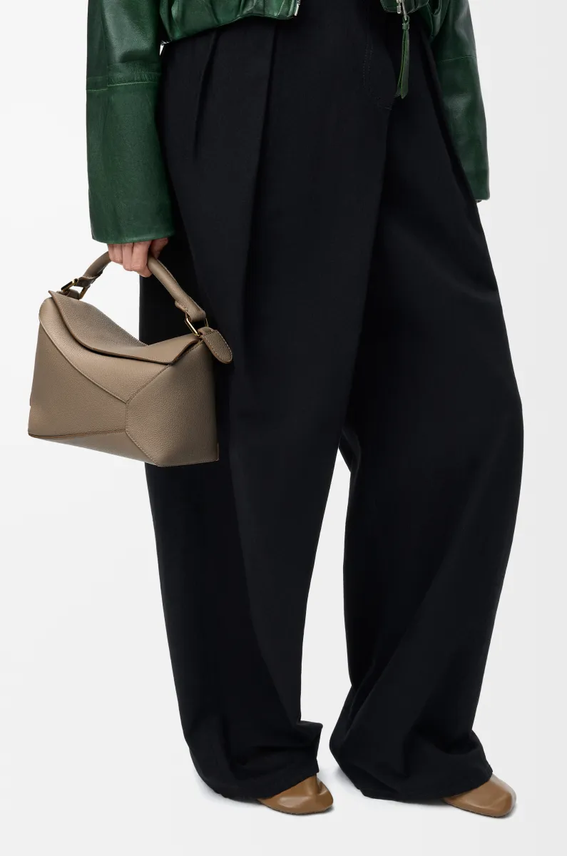 小号柔软粒面牛皮革 Puzzle 手袋