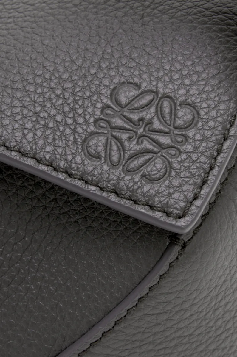 迷你柔软粒面牛皮革 Puzzle 手袋