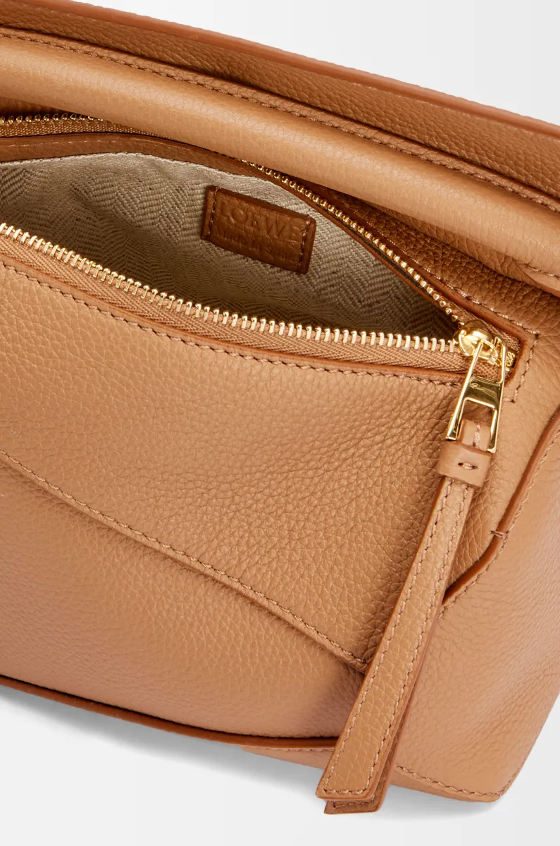 迷你柔软粒面牛皮革 Puzzle 手袋