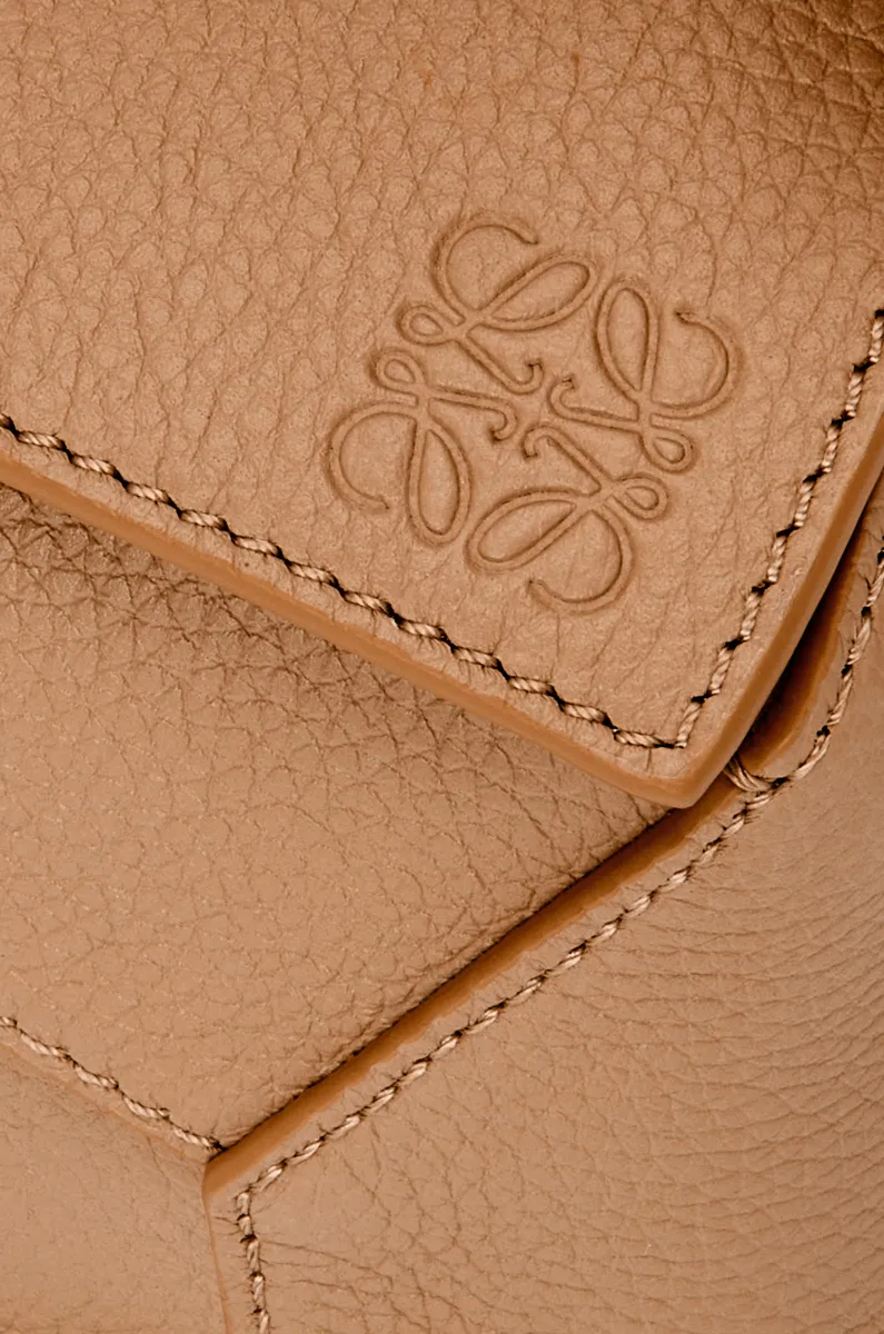 迷你柔软粒面牛皮革 Puzzle 手袋