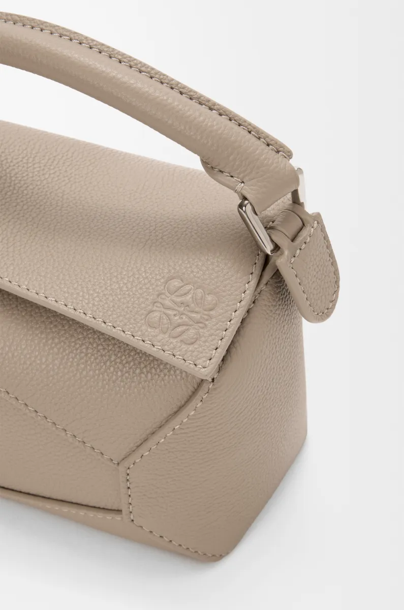 迷你柔软粒面牛皮革 Puzzle 手袋