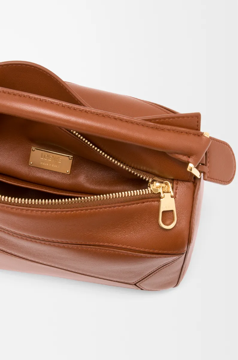 小号纳帕羊皮革 Featherlight Puzzle 手袋