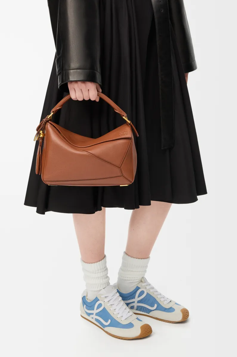 小号纳帕羊皮革 Featherlight Puzzle 手袋