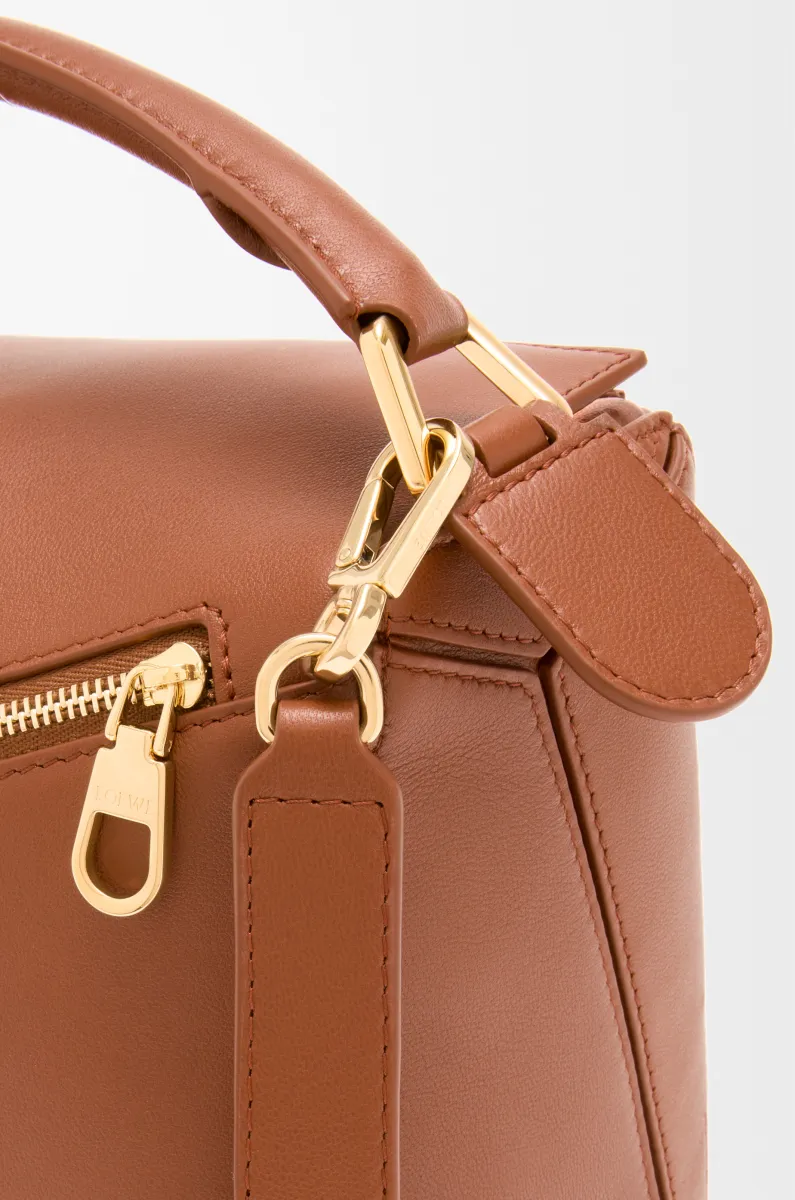 小号纳帕羊皮革 Featherlight Puzzle 手袋