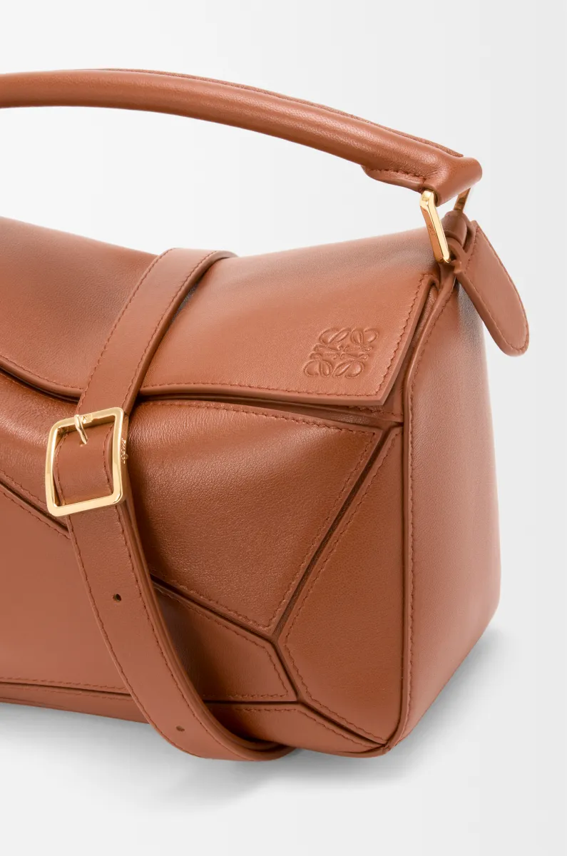 小号纳帕羊皮革 Featherlight Puzzle 手袋