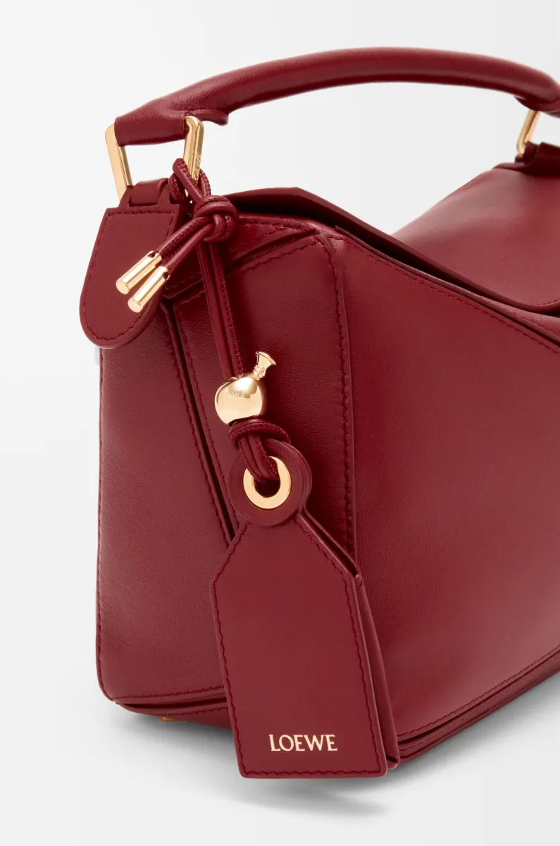 小号纳帕羊皮革 Featherlight Puzzle 手袋