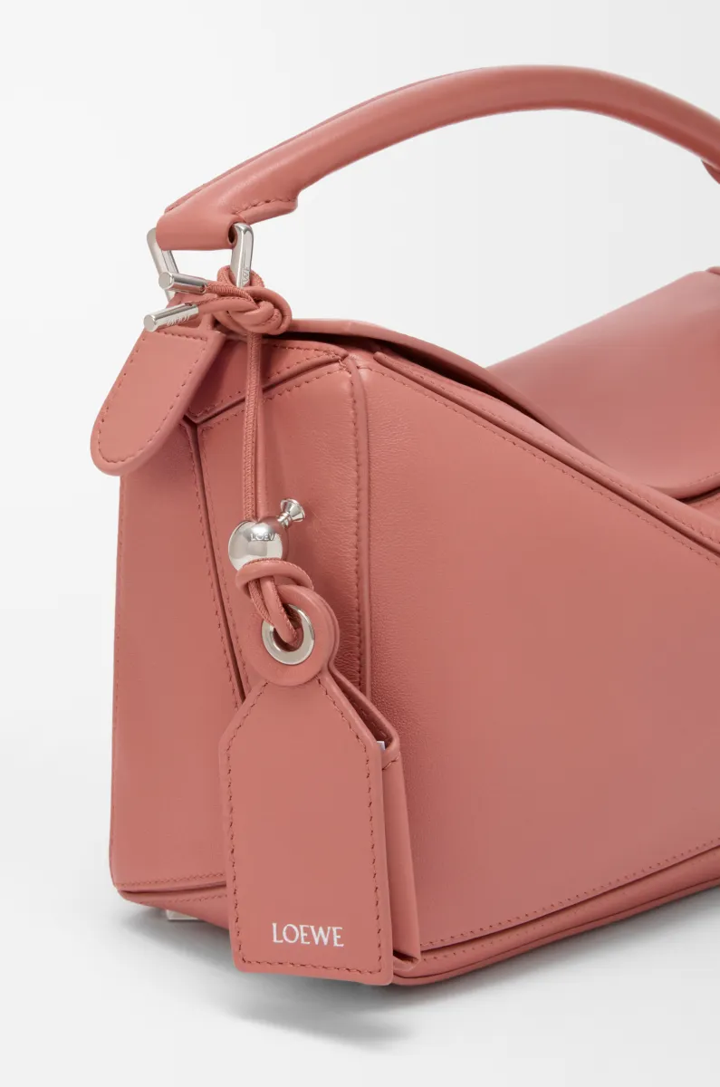 小号纳帕羊皮革 Featherlight Puzzle 手袋