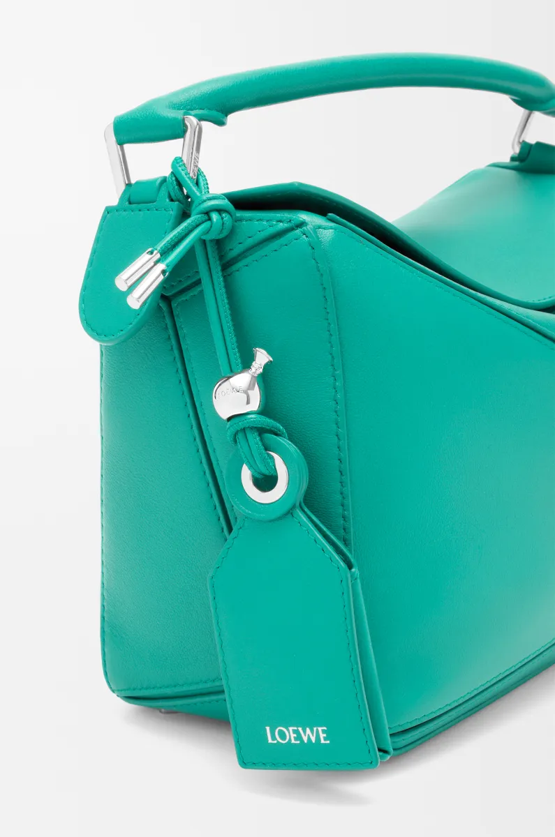 小号纳帕羊皮革 Featherlight Puzzle 手袋