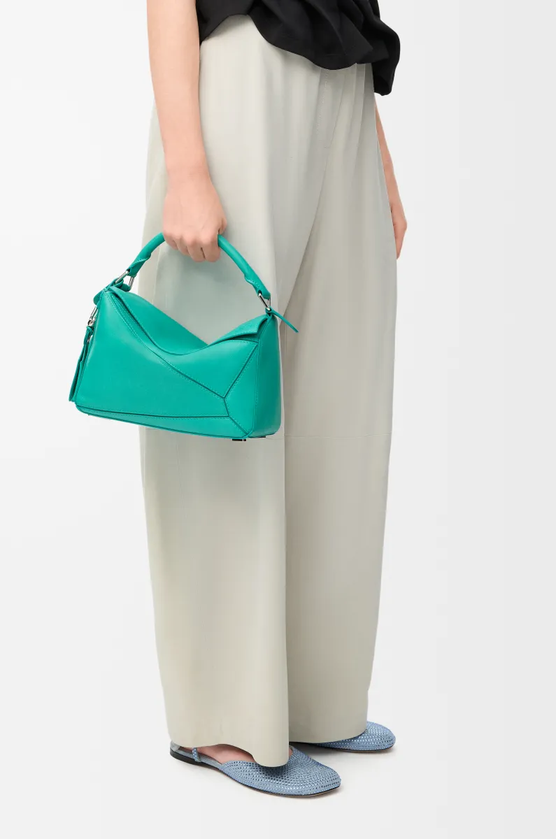 小号纳帕羊皮革 Featherlight Puzzle 手袋