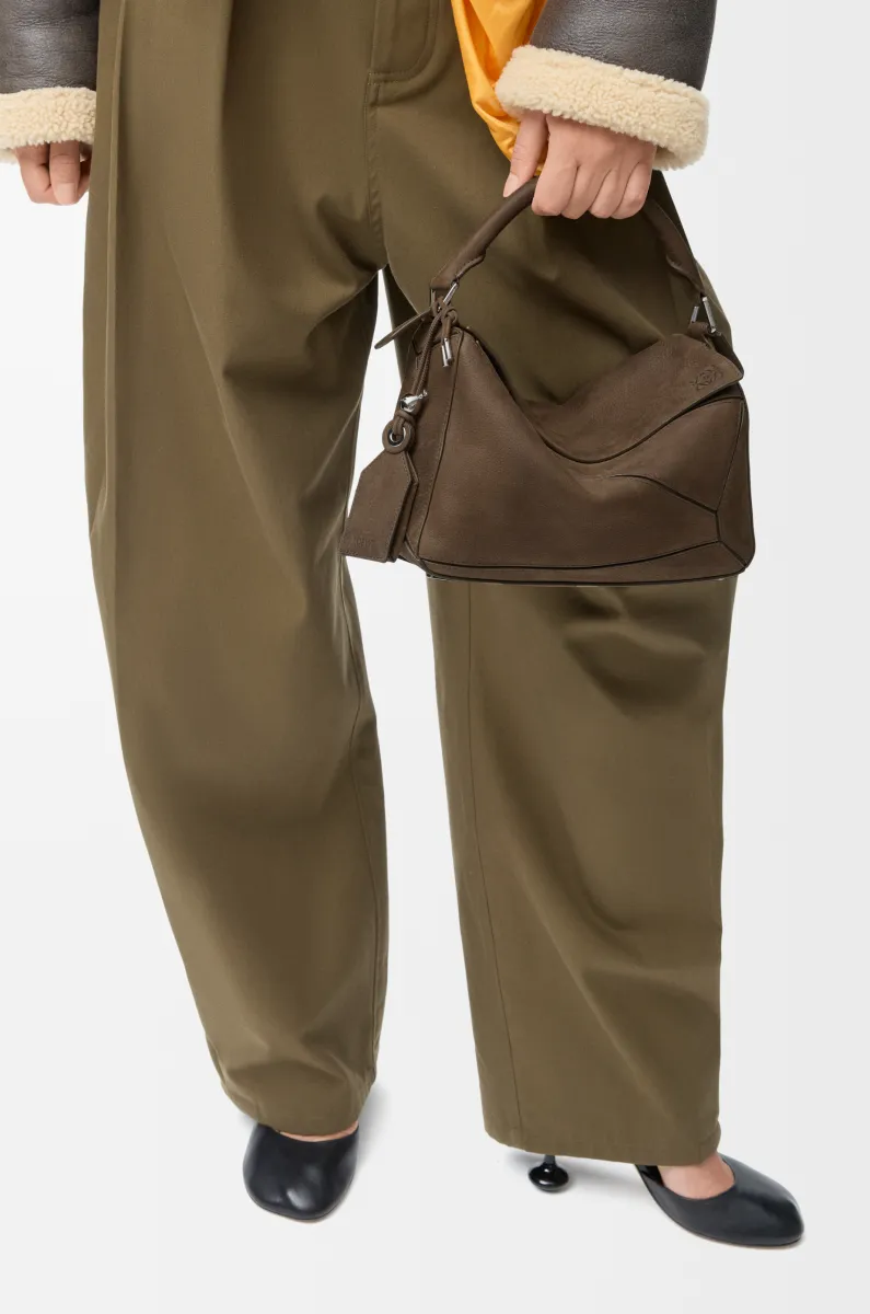 小号粒面牛巴革 Featherlight Puzzle 手袋